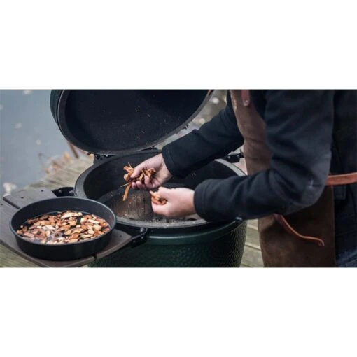 Big Green Egg Holz-Räucherchips, Apfel 6 Big Green Egg Holz-Räucherchips, Apfel -Napoleon || Santos || Broil King Verkaufsgeschäft big green egg holz raeucherchips apfel 34e59bffe3cde70bdee086de8560c7f2